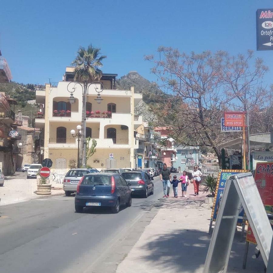 Lucia & Giovanni Giardini Naxos Luaran gambar